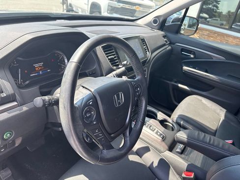Used 2023 Honda Ridgeline RTL-E image 4