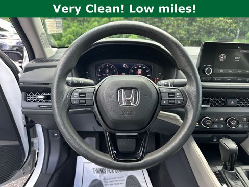 Used 2023 Honda Accord EX image 24