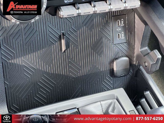 Used 2026 Toyota Tacoma SR5 RWD image 35