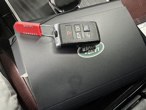Used 2024 Land Rover Range Rover Velar Dynamic HSE AWD/4WD image 22