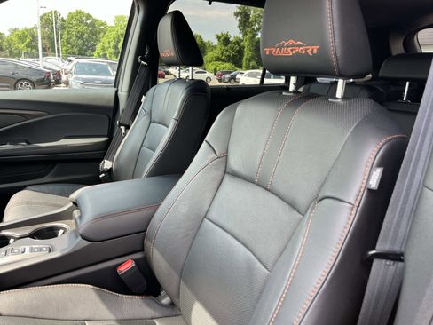 Used 2024 Honda Passport TrailSport image 31
