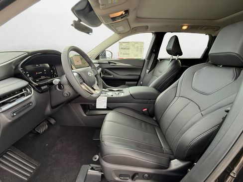 Certified 2026 INFINITI QX60 Luxe w/ Cargo Package image 9