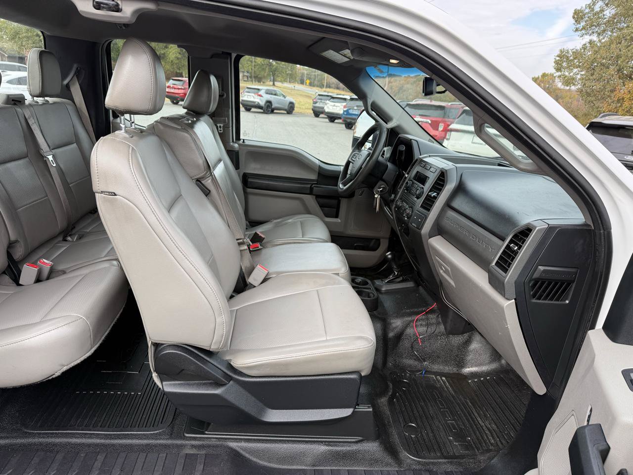 Used 2017 Ford F250 XL w/ Power Equipment Group AWD/4WD image 16