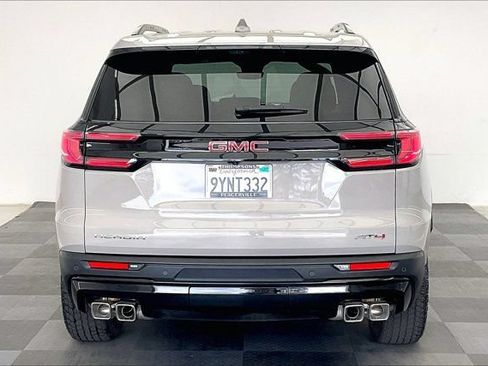 Used 2026 GMC Acadia AT4 w/ Luxury Package AWD/4WD image 3