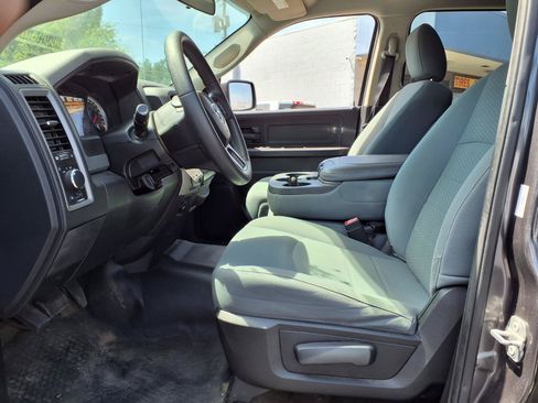 Used 2017 RAM 1500 Tradesman w/ Popular Equipment Group RWD image 5