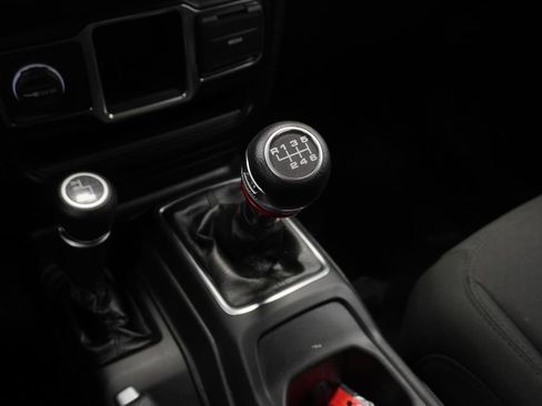 Certified 2021 Jeep Wrangler Unlimited Sport AWD/4WD image 38