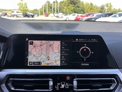 Used 2020 BMW 330i Sedan w/ Convenience Package RWD image 23