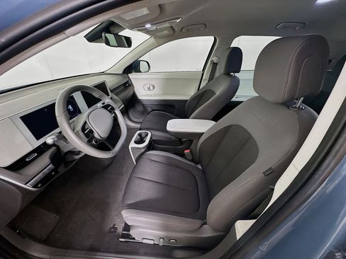 Used 2024 Hyundai Ioniq 5 SEL image 13