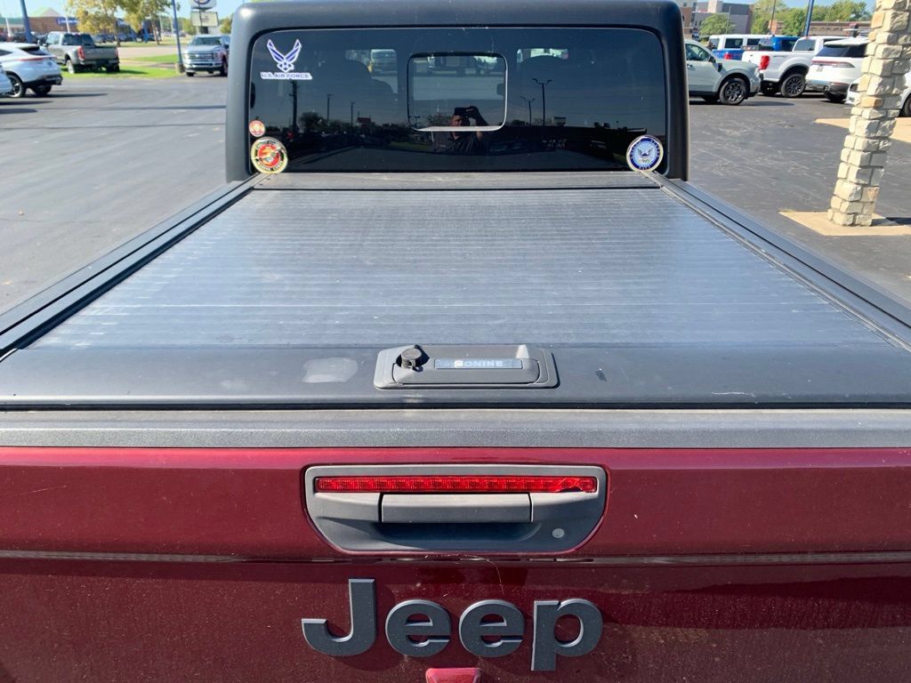 Used 2021 Jeep Gladiator Sport AWD/4WD image 5