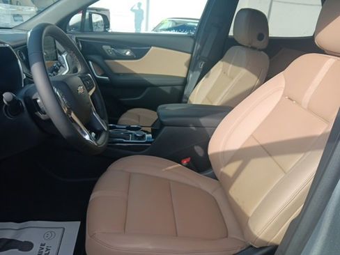 New 2025 Chevrolet Blazer Premier image 27