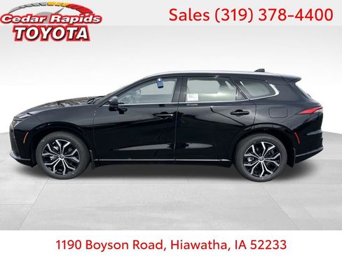 New 2026 Toyota Crown Signia image 2