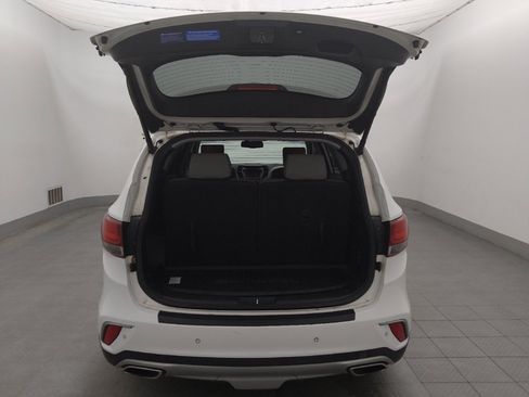 Used 2018 Hyundai Santa Fe Limited w/ Cargo Package FWD image 29