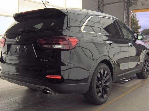 Used 2020 Kia Sorento EX FWD image 5