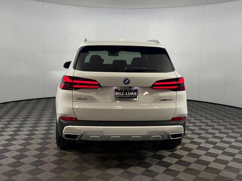 Used 2025 BMW X5 xDrive50e AWD/4WD image 9