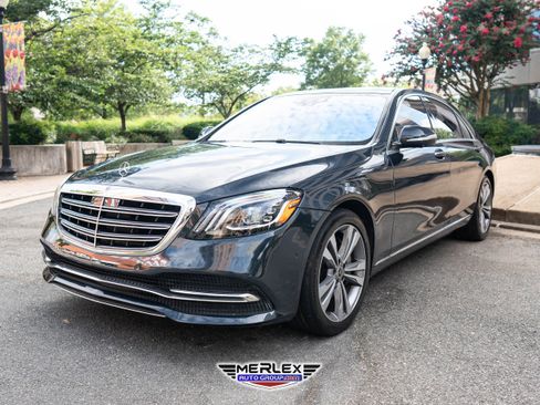 Used 2019 Mercedes-Benz S 560 Sedan image 3