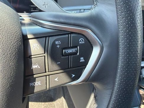Used 2025 Lexus GX 550 w/ Accessory Package (2T) AWD/4WD image 14
