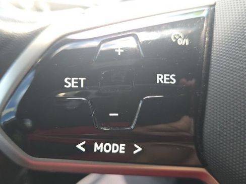 Used 2021 Volkswagen ID.4 Pro RWD image 18