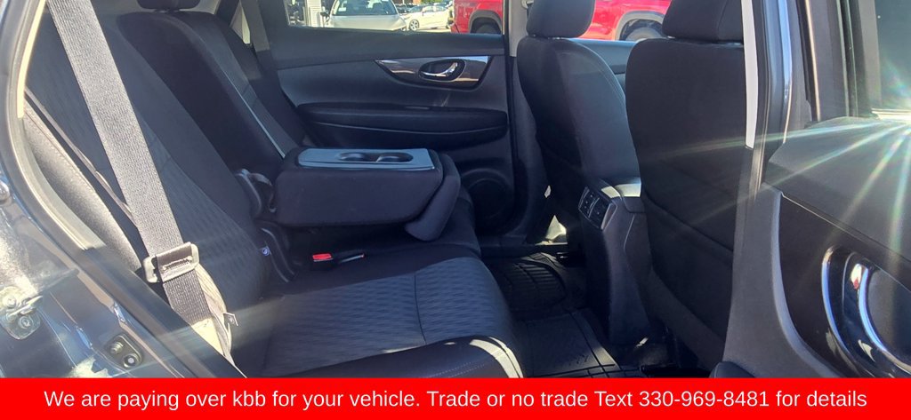 Used 2019 Nissan Rogue SV AWD/4WD image 26