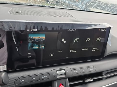 New 2026 Kia K4 FWD image 22