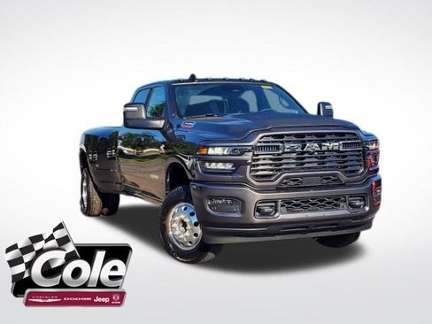 Used 2025 RAM 3500 Big Horn image 1