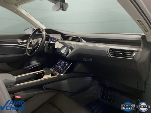 Used 2023 Audi e-tron Premium Plus w/ Premium Plus Package image 78