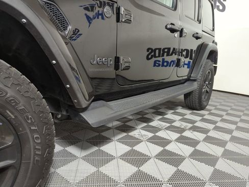 Used 2023 Jeep Wrangler Altitude image 32