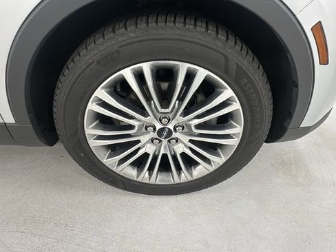 Used 2016 Lincoln MKX Reserve w/ Climate Package image 9