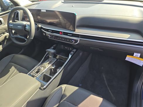 New 2026 Kia Sorento SX image 14