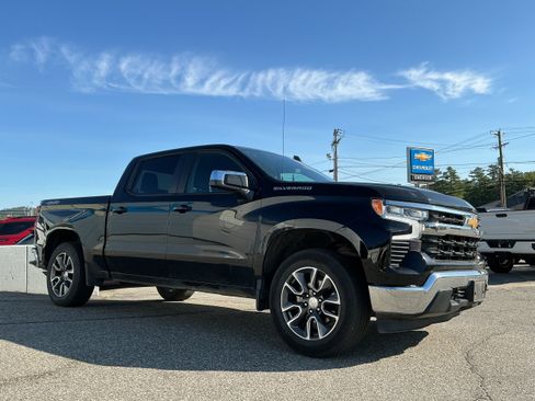 Certified 2023 Chevrolet Silverado 1500 LT AWD/4WD image 4
