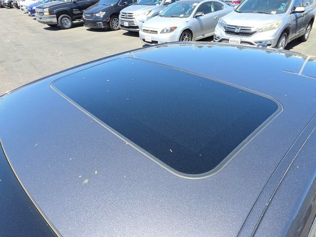 Used 2015 Toyota Avalon XLE Premium w/ Preferred Accessory Package FWD image 11