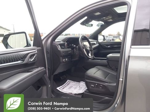 Used 2024 GMC Yukon Denali image 9