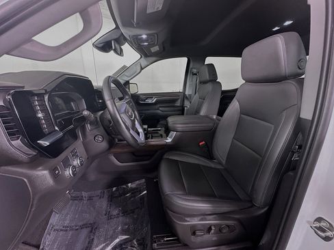 Used 2023 GMC Sierra 1500 SLT w/ SLT Premium Plus Package image 12