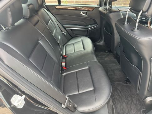 Used 2014 Mercedes-Benz E 350 4dr Sdn E 350 Luxury 4MATIC image 13