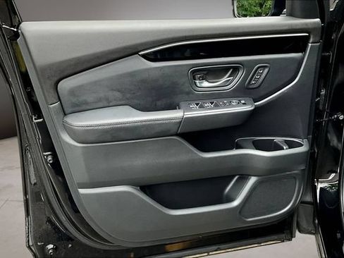 Certified 2025 Honda Pilot EX-L image 20