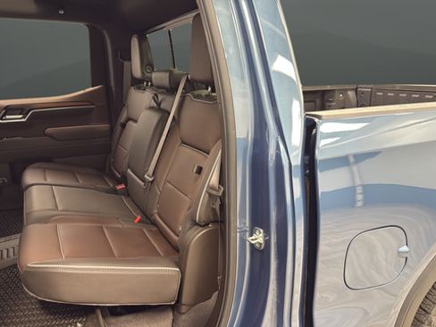Used 2026 GMC Sierra 1500 Denali w/ Technology Package AWD/4WD image 24