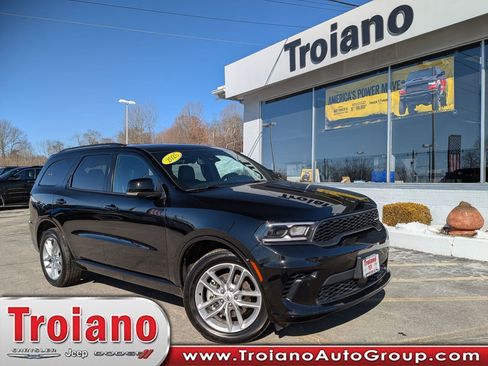 Certified 2025 Dodge Durango GT image 1