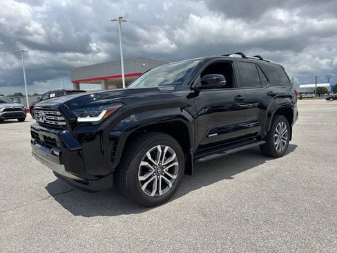 Used 2026 Toyota 4Runner Limited AWD/4WD image 2