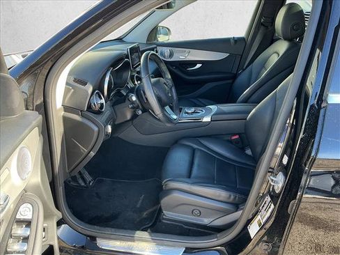 Certified 2019 Mercedes-Benz GLC 300 4MATIC image 12