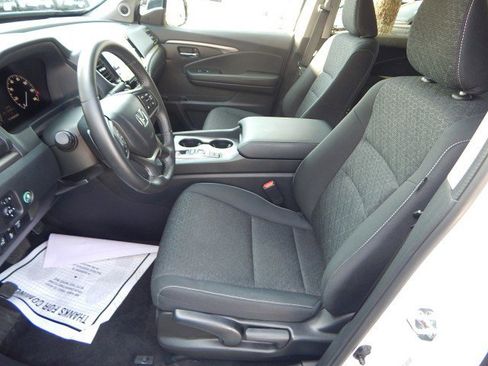 Used 2024 Honda Ridgeline Sport image 15