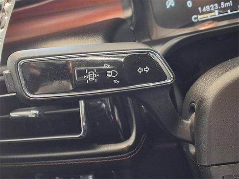 Certified 2023 Lincoln Aviator Reserve w/ Equipment Group 201A image 15