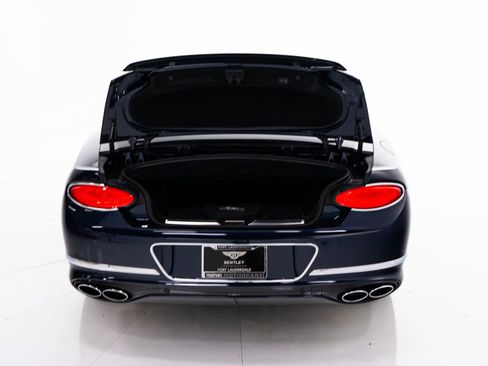 Used 2021 Bentley Continental GT AWD/4WD image 48