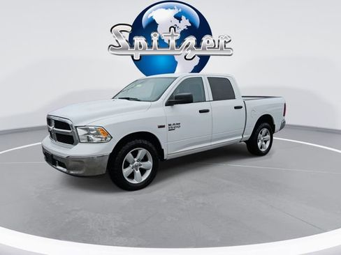 Used 2022 RAM 1500 Classic SLT image 4