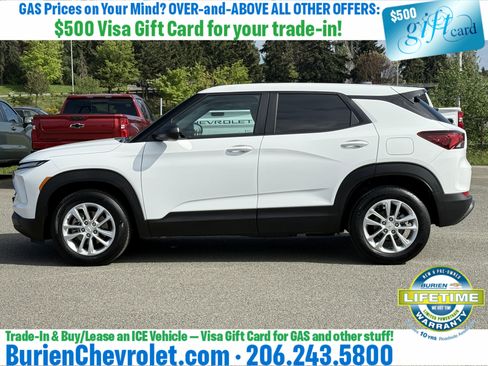 Used 2024 Chevrolet TrailBlazer LS w/ LS Convenience Package FWD image 2