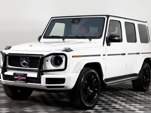 Used 2023 Mercedes-Benz G 550 image 2