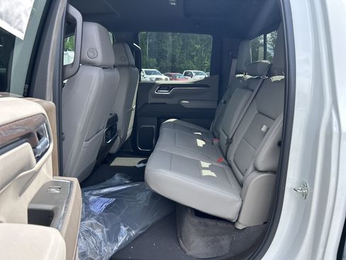 New 2026 GMC Sierra 1500 SLT w/ SLT Premium Plus Package AWD/4WD image 26