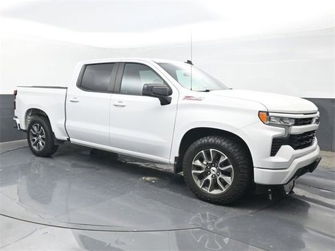 Used 2023 Chevrolet Silverado 1500 RST w/ Z71 Off-Road Package image 7