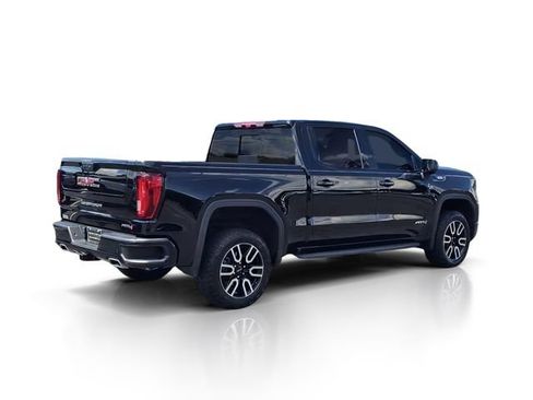 Used 2024 GMC Sierra 1500 AT4 w/ Technology Package AWD/4WD image 10