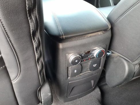 Used 2023 Ford Explorer Limited w/ Hybrid Equipment Group 310A AWD/4WD image 14