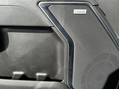 Used 2025 GMC Sierra 1500 SLT w/ SLT Premium Package image 24