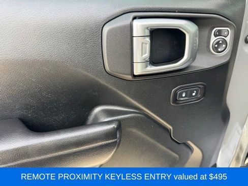 Certified 2018 Jeep Wrangler Rubicon image 13